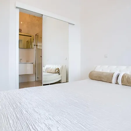 Apartament Collins Center Pula