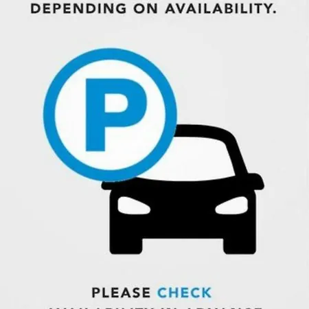 Collins Center Апартаменты *