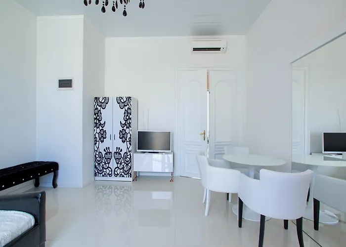 Appartement Collins Center *