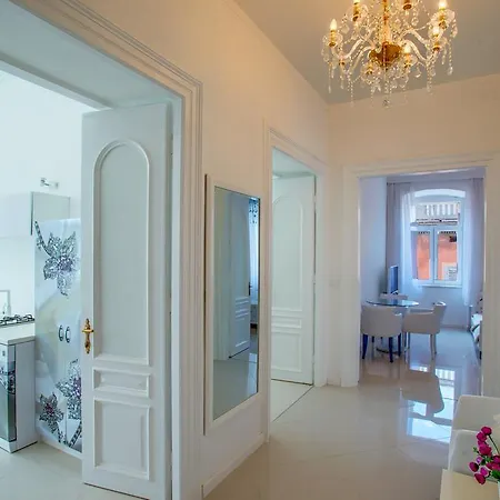 Collins Center Apartamento *